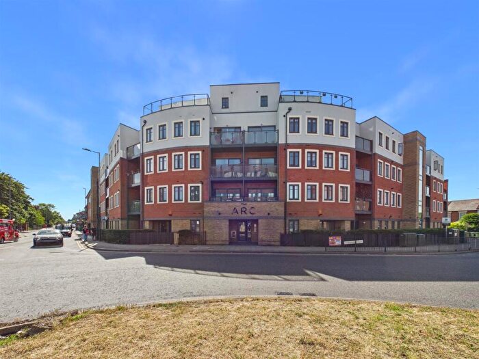 2 Bedroom Flat For Sale In Exchange Street, Aylesbury, Buckinghamshire, HP20