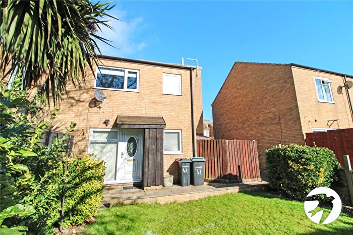 1 Bedroom Terraced House To Rent In Abbots Field, Gravesend, Kent, DA12