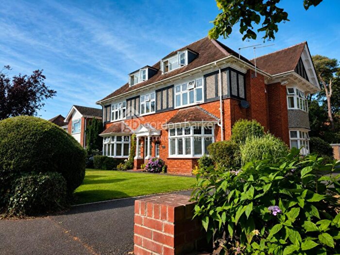 3 Bedroom Flat For Sale In Browning Avenue, Boscombe Manor, BH5