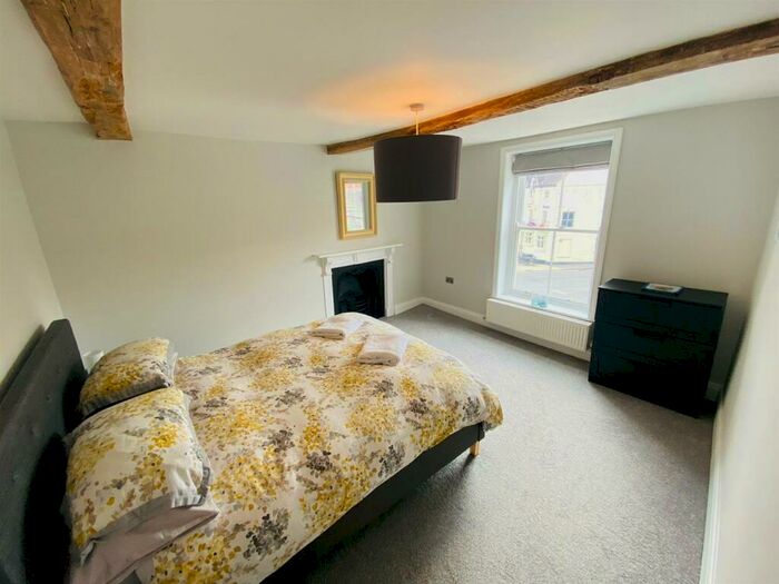 2 Bedroom Apartment To Rent In King Street, Ashbourne, DE6