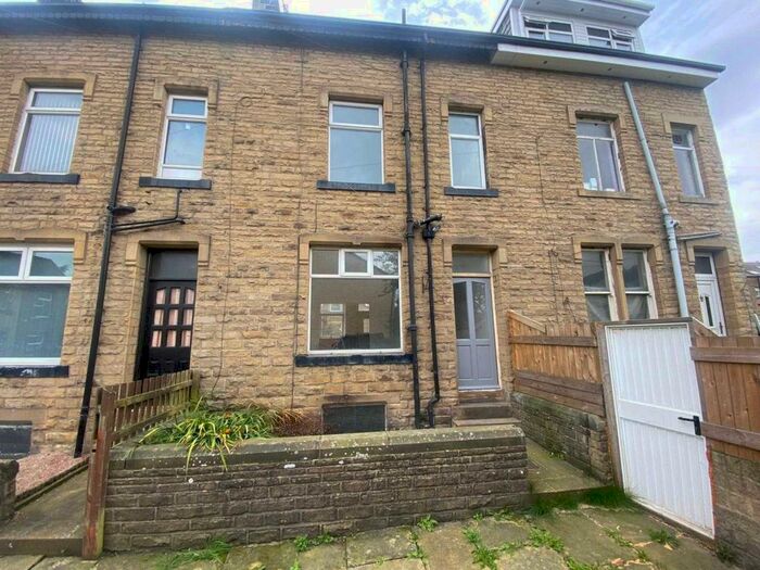 5 Bedroom Terraced House To Rent In Nashville Terrace, Keighley, West Yorkshire, BD22