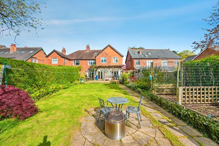 7 Bedroom Semi Detached House For Sale In Station Road, Derby, DE3