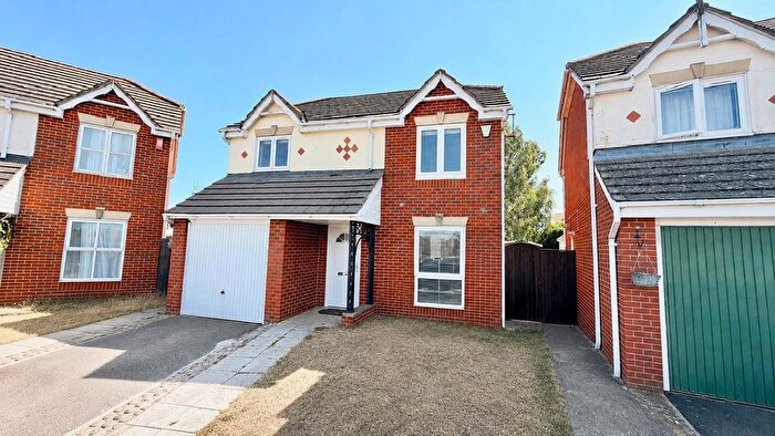 4 Bedroom Property To Rent In Neptune Close, Rainham, RM13