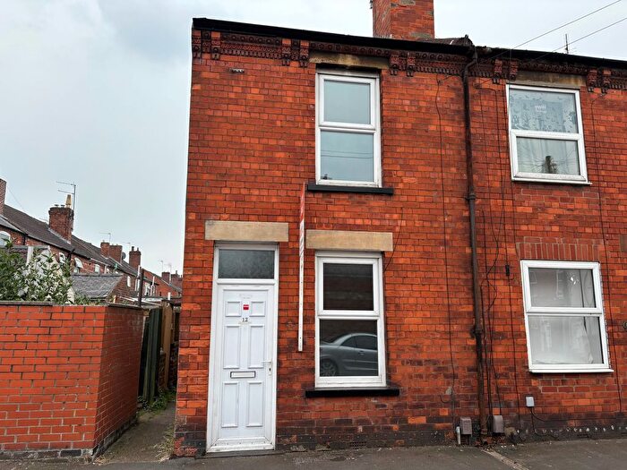 2 Bedroom End Of Terrace House To Rent In Thesiger Street, Lincoln, LN5
