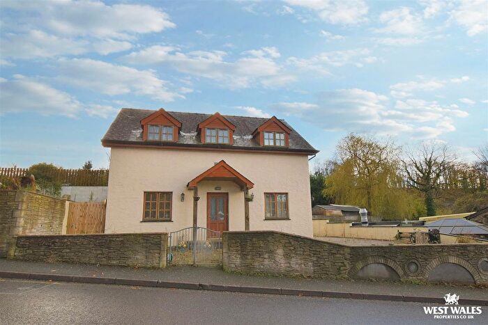 3 Bedroom Detached House For Sale In Cenarth, Newcastle Emlyn, SA38