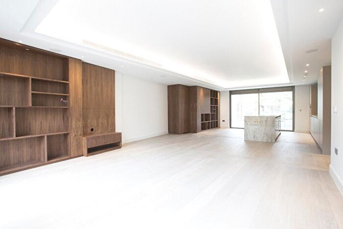 3 Bedroom Apartment To Rent In Belsize Lane, London, NW3