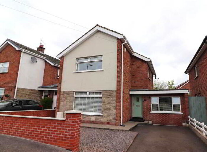 3 Bedroom Detached House For Sale In Parkland Avenue, Lisburn, BT28