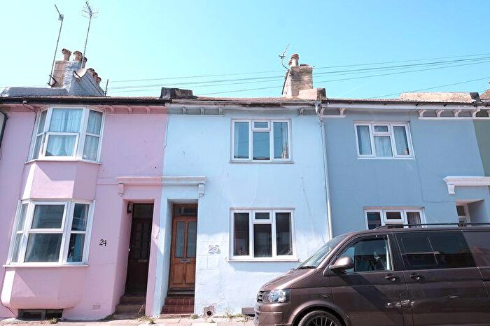 4 Bedroom Terraced House For Sale In Park Crescent Road, Brighton, BN2