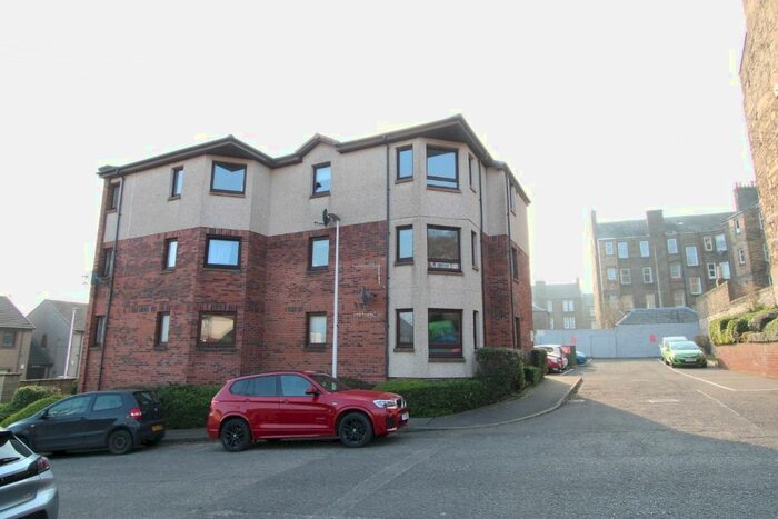 2 Bedroom Flat To Rent In Thornbank Street, Craigiebank, Dundee, DD4
