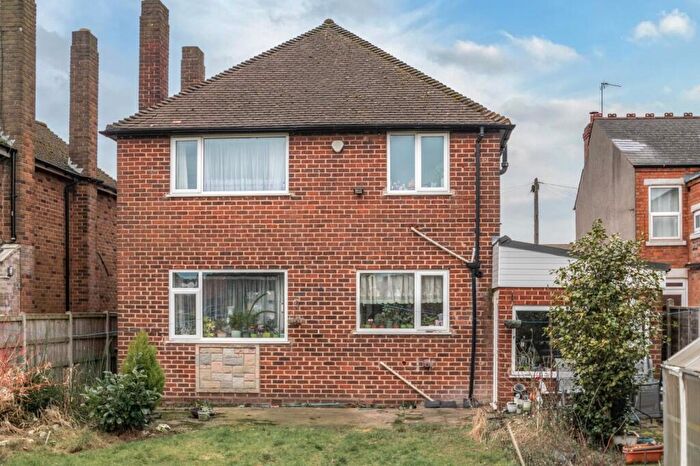 4 Bedroom Detached House For Sale In Olton Road, Shirley, Solihull, West Midlands, B90