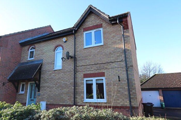 3 Bedroom Property To Rent In Tyler Way, Brentwood, CM14