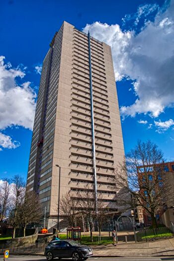 1 Bedroom Flat To Rent In Holloway Head, Birmingham, B1