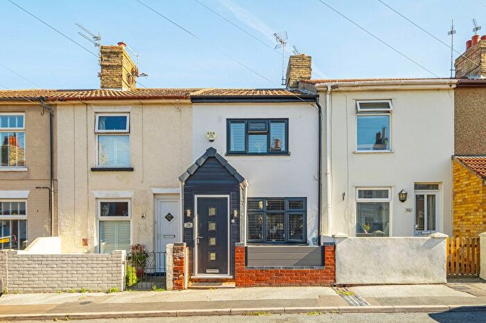 3 Bedroom Terraced House For Sale In Southwell Road, Lowestoft, NR33