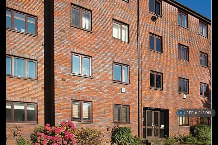 3 Bedroom Flat To Rent In Hmo Licenced - Hanover Court, Glasgow, G1