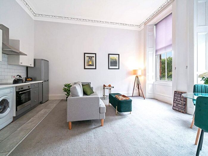 1 Bedroom Flat For Sale In Huntly Gardens, Dowanhill, Glasgow, G12