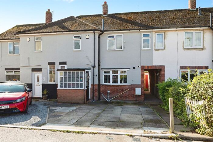 3 Bedroom Terraced House For Sale In Lingdale Close, Stockton-On-Tees, TS19
