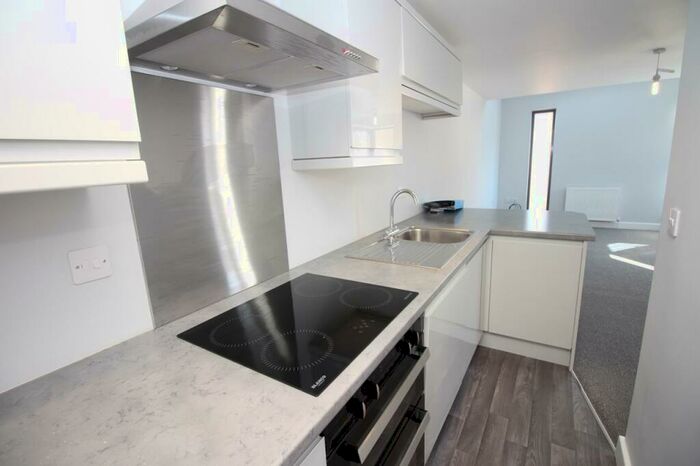2 Bedroom Town House To Rent In High Street Back, Gosforth, Newcastle Upon Tyne, NE3