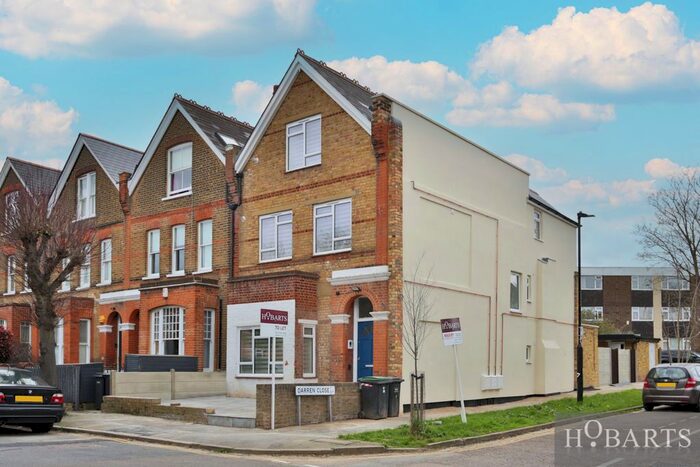 3 Bedroom Flat To Rent In Ossian Road, Stroud Green, N4