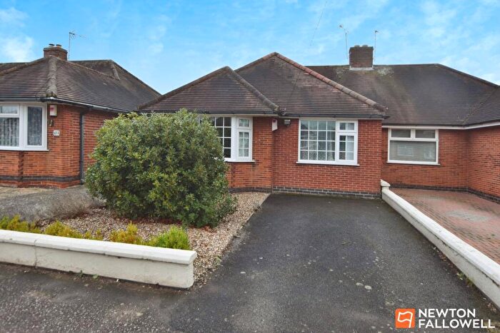 2 Bedroom Semi-Detached Bungalow For Sale In Albany Street, Loughborough, LE11
