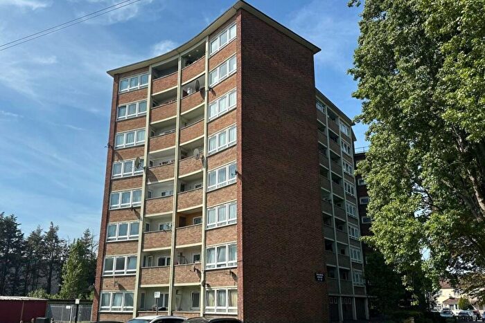 1 Bedroom Flat For Sale In Triumph House, Alderman Avenue, Barking, Essex, IG11