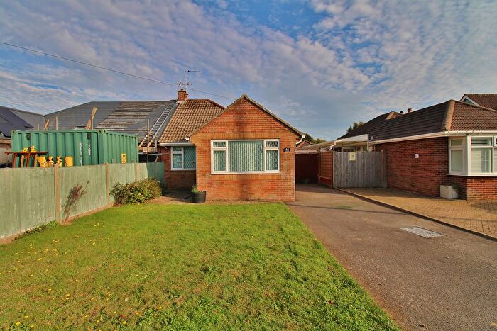 2 Bedroom Semi-Detached Bungalow For Sale In Cottes Way, Hill Head, PO14