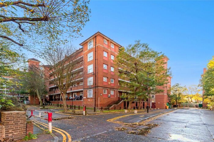 Studio To Rent In Elwood Street, London, N5