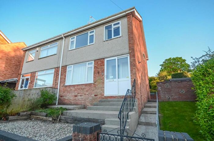 4 Bedroom Semi-Detached House For Sale In Henshaw Close, Kingswood, Bristol, BS15