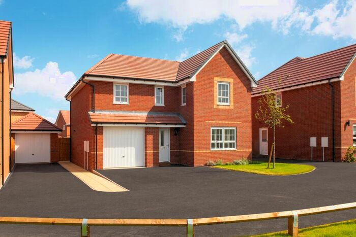 4 Bedroom Detached House For Sale In Brokenstone Road, Feniscowles, Blackburn With Darwen, Lancashire, BB3