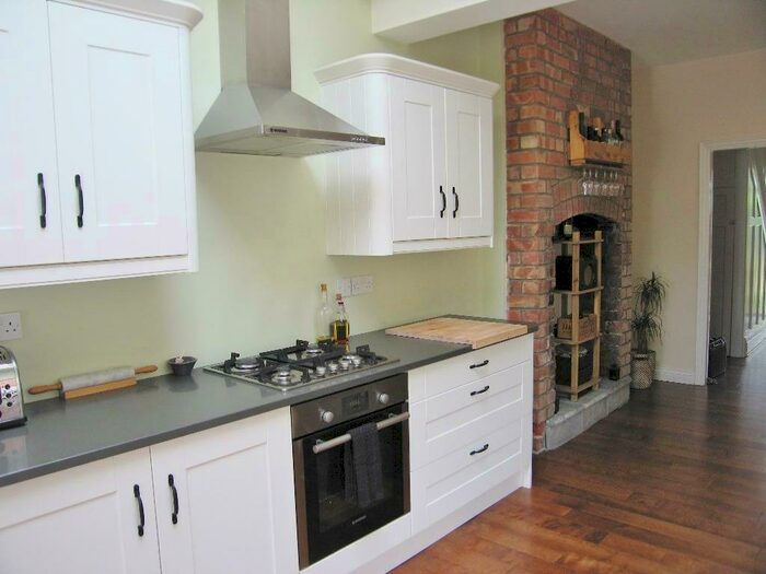 3 Bedroom House To Rent In Regina Crescent, Victoria Avenue, Hull, HU5