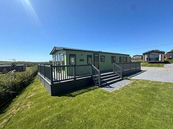 2 Bedroom Lodge For Sale In Simonscales Lane, Cockermouth, CA13