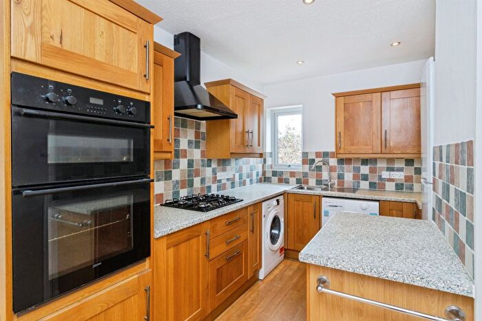3 Bedroom Detached Bungalow For Sale In Swanborough Road, Newton Abbot, TQ12