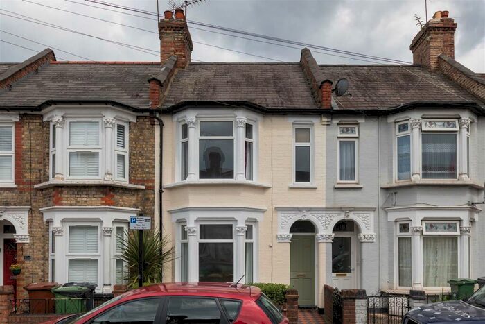4 Bedroom House To Rent In Fulbourne Road, London, E17