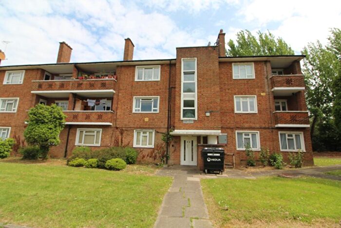 1 Bedroom Flat To Rent In Fryent Way, Kingsbury, NW9