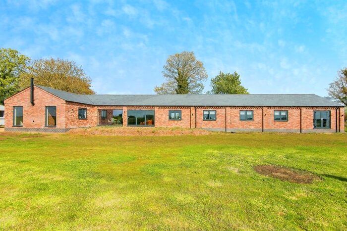 6 Bedroom Barn Conversion For Sale In Torrington Lane, Holbeach, Spalding, PE12