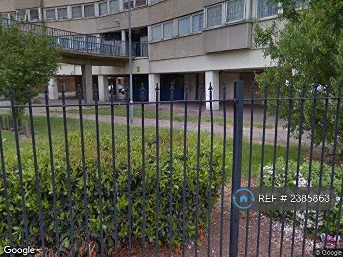 2 Bedroom Flat To Rent In Chiltern Coleman St., Southend, SS2