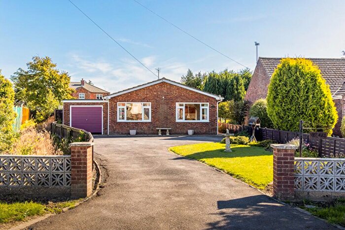 3 Bedroom Detached Bungalow For Sale In Ralphs Lane, Frampton West, PE20