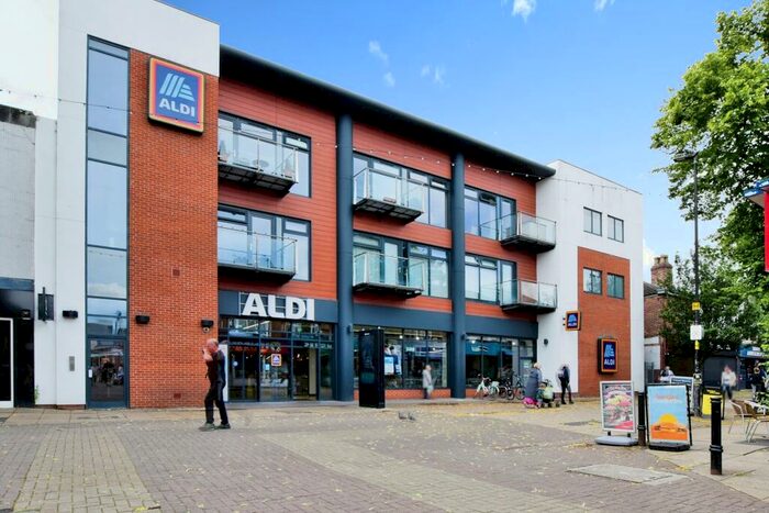 2 Bedroom Apartment To Rent In School Road, Sale, Greater Manchester, M33