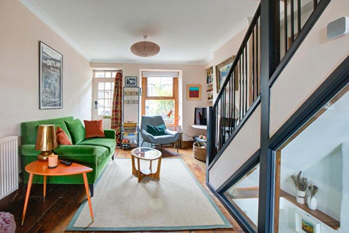 3 Bedroom Terraced House For Sale In Windermere Road, Lancaster, LA1