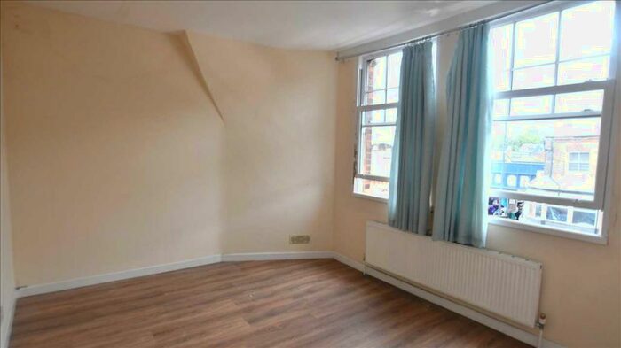 1 Bedroom Flat To Rent In High Road, London, N17
