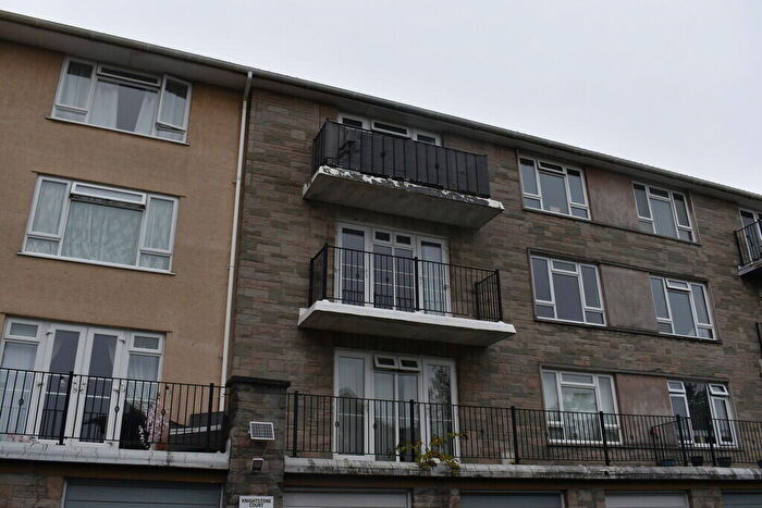 2 Bedroom Apartment To Rent In Shrubbery Avenue, Weston-super-Mare, BS23