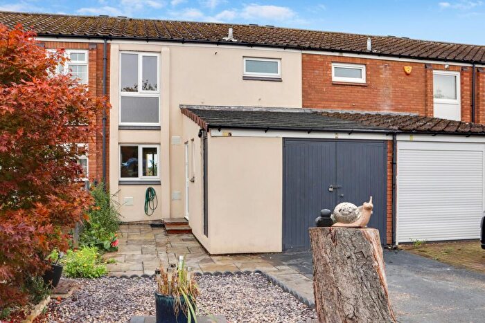 3 Bedroom Terraced House For Sale In Cumberland Crescent, Leamington Spa, CV32