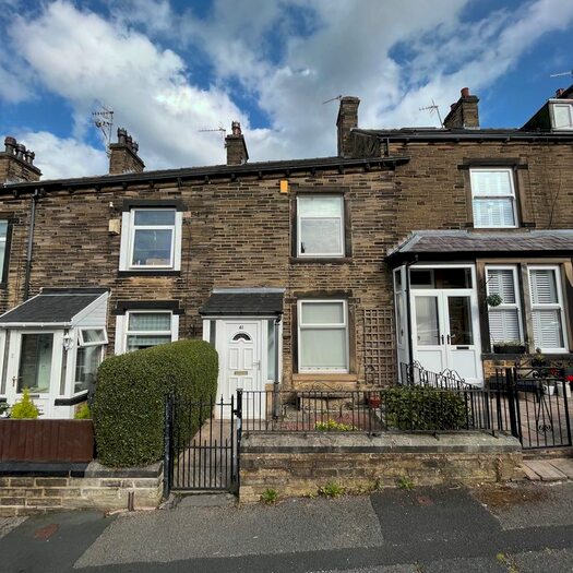 2 Bedroom Terraced House To Rent In Aberdeen Terrace, Clayton, Bradford, BD14