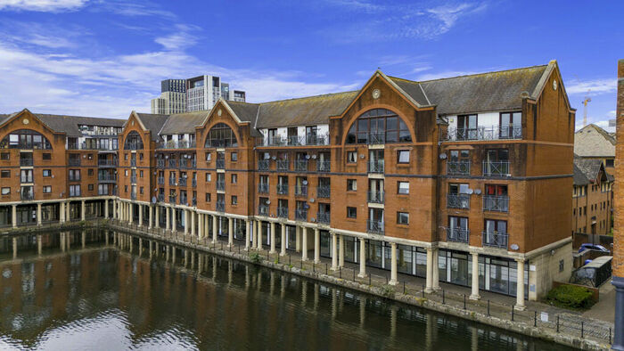 2 Bedroom Apartment To Rent In Anson Court, Atlantic Wharf, Cardiff Bay, CF10