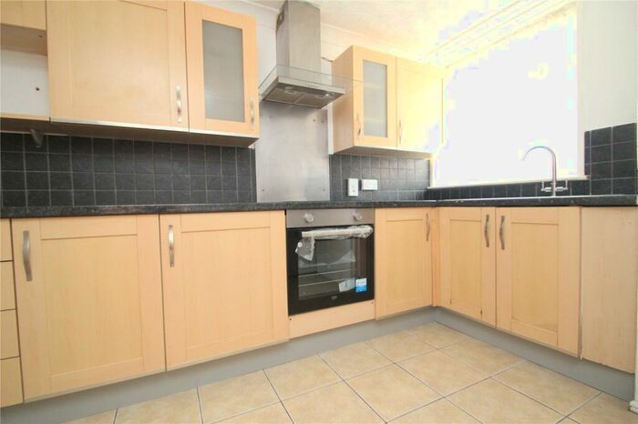 3 Bedroom Terraced House To Rent In Pontypool Walk, Romford, RM3