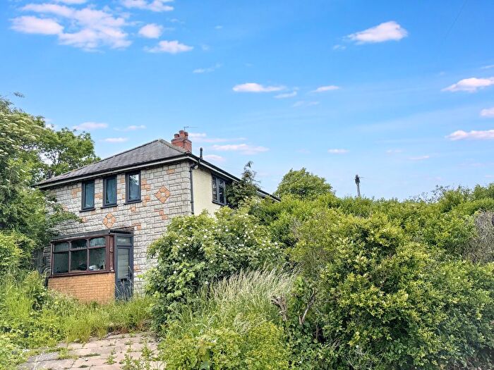 3 Bedroom Semi-detached House For Sale In Briarfield Road, Birmingham, B11