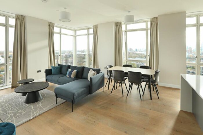 3 Bedroom Flat To Rent In Zinc Street Sugar House Island, E15
