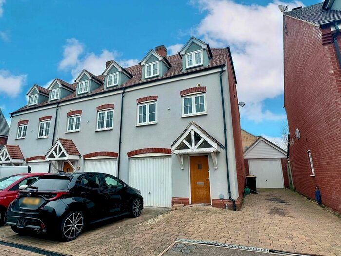 3 Bedroom House To Rent In Wixams, MK42