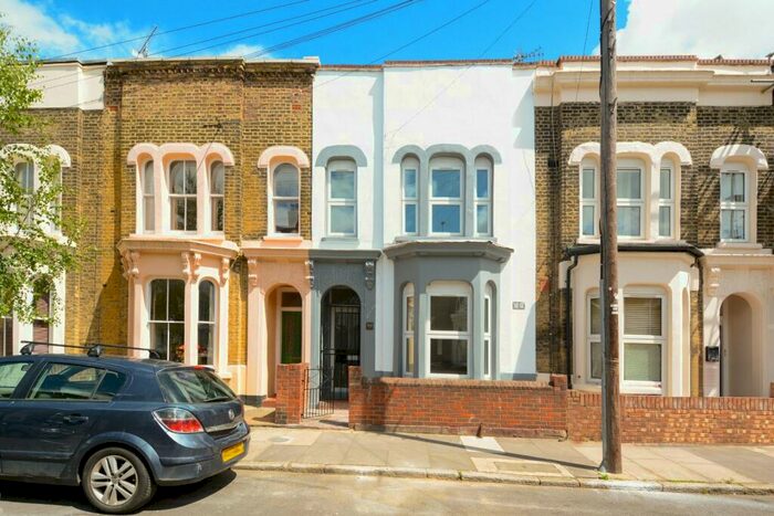 5 Bedroom Terraced House To Rent In Lyal Road, London, E3