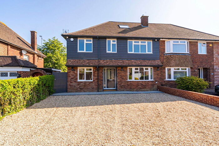 4 Bedroom Semi-Detached House For Sale In Lancot Drive, Dunstable, LU6
