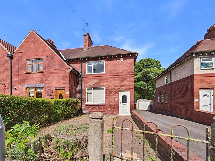 2 Bedroom End Terrace House For Sale In Kingsmead, Pontefract, WF8